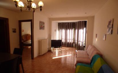 Living room of Flat to rent in Girona Capital  with Heating, Furnished and Oven