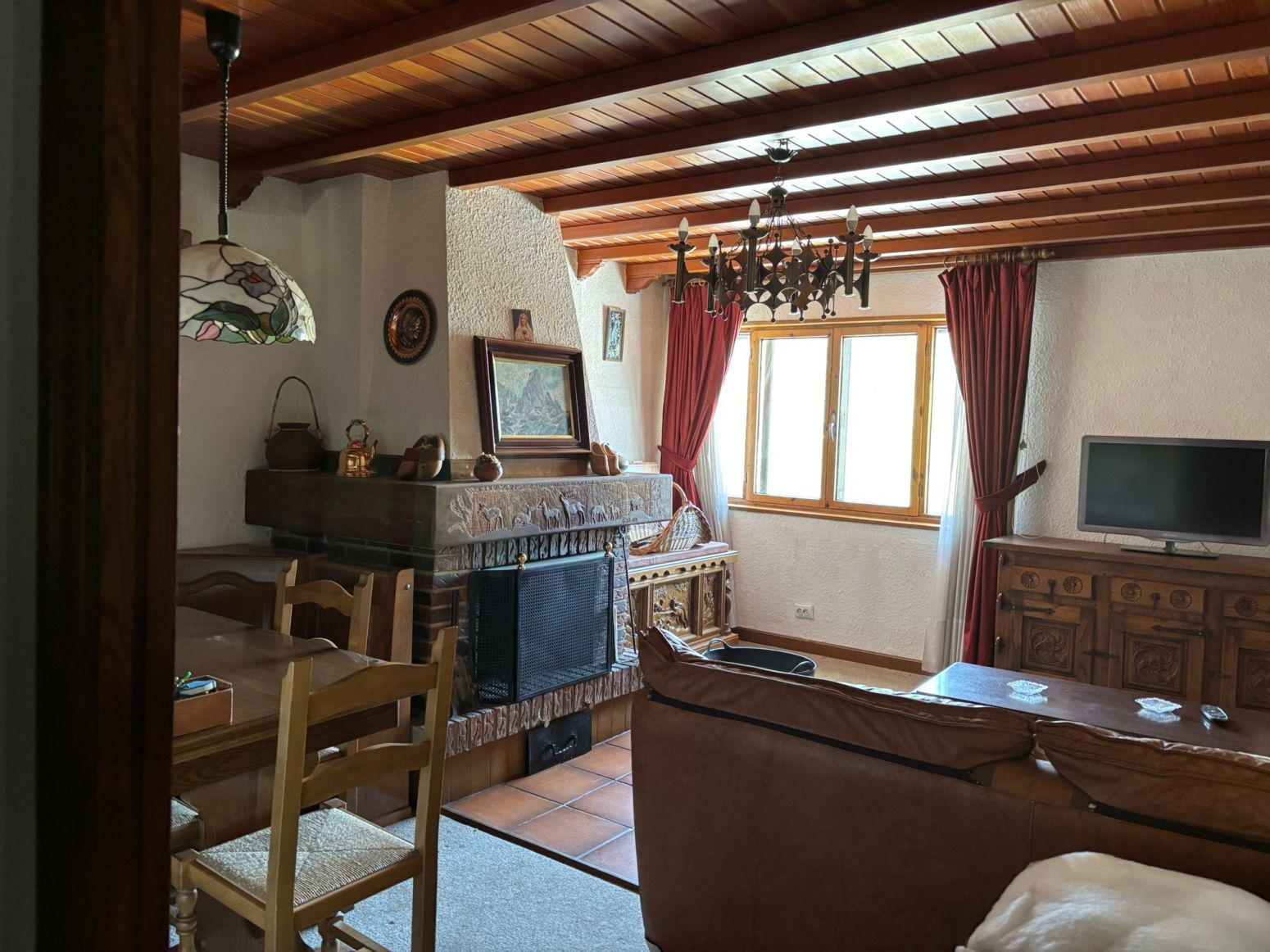 Sala de estar de Piso en venta en Puebla de Lillo con Calefacción y Trastero