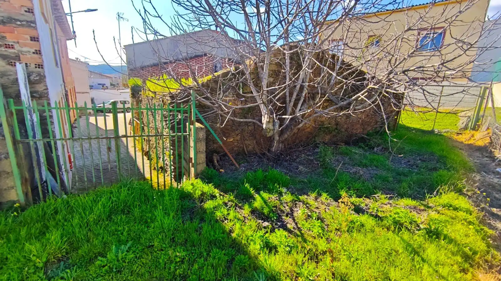 Casa adosada en venta en Mohedas de Granadilla