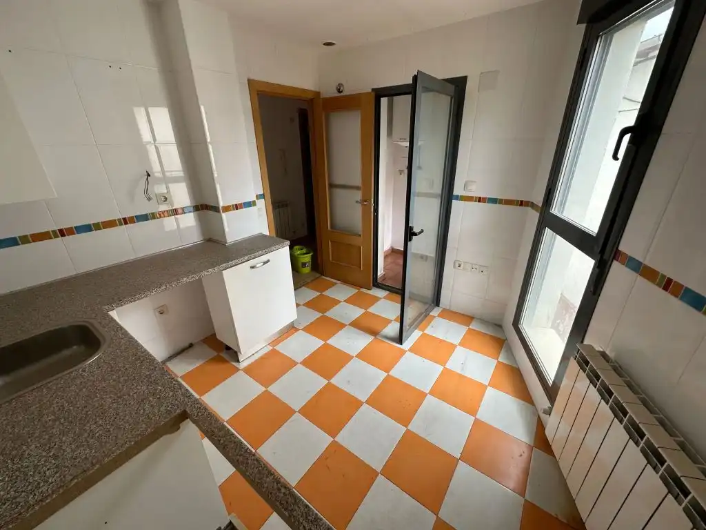 Kitchen of Flat for sale in Torralba de Ribota  with Heating and Storage room