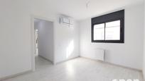Bedroom of Flat for sale in Terrassa  with Air Conditioner, Heating and Parquet flooring