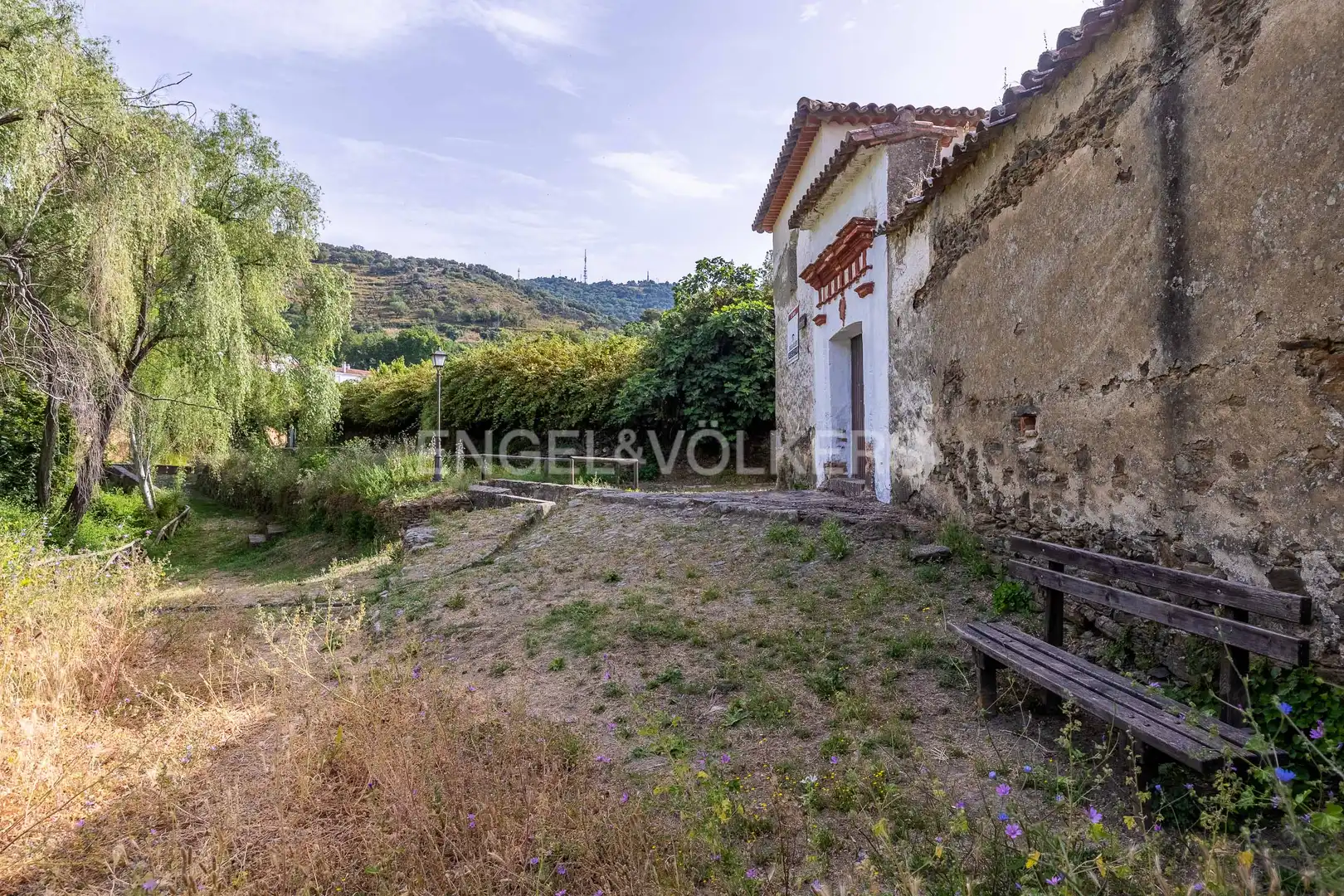 Country homes for sale in Almonaster la Real  with Heating