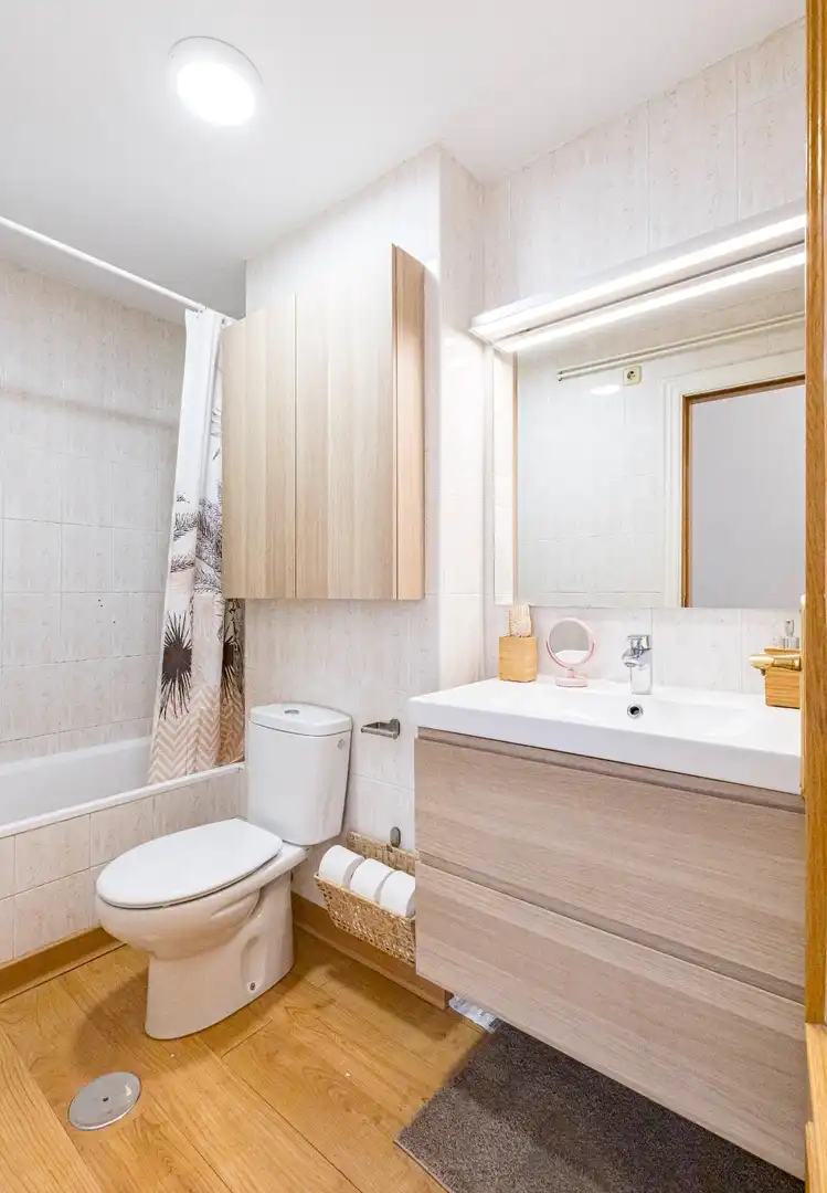 Bathroom of Flat for sale in Murcia  with Air Conditioner, Private garden and Furnished