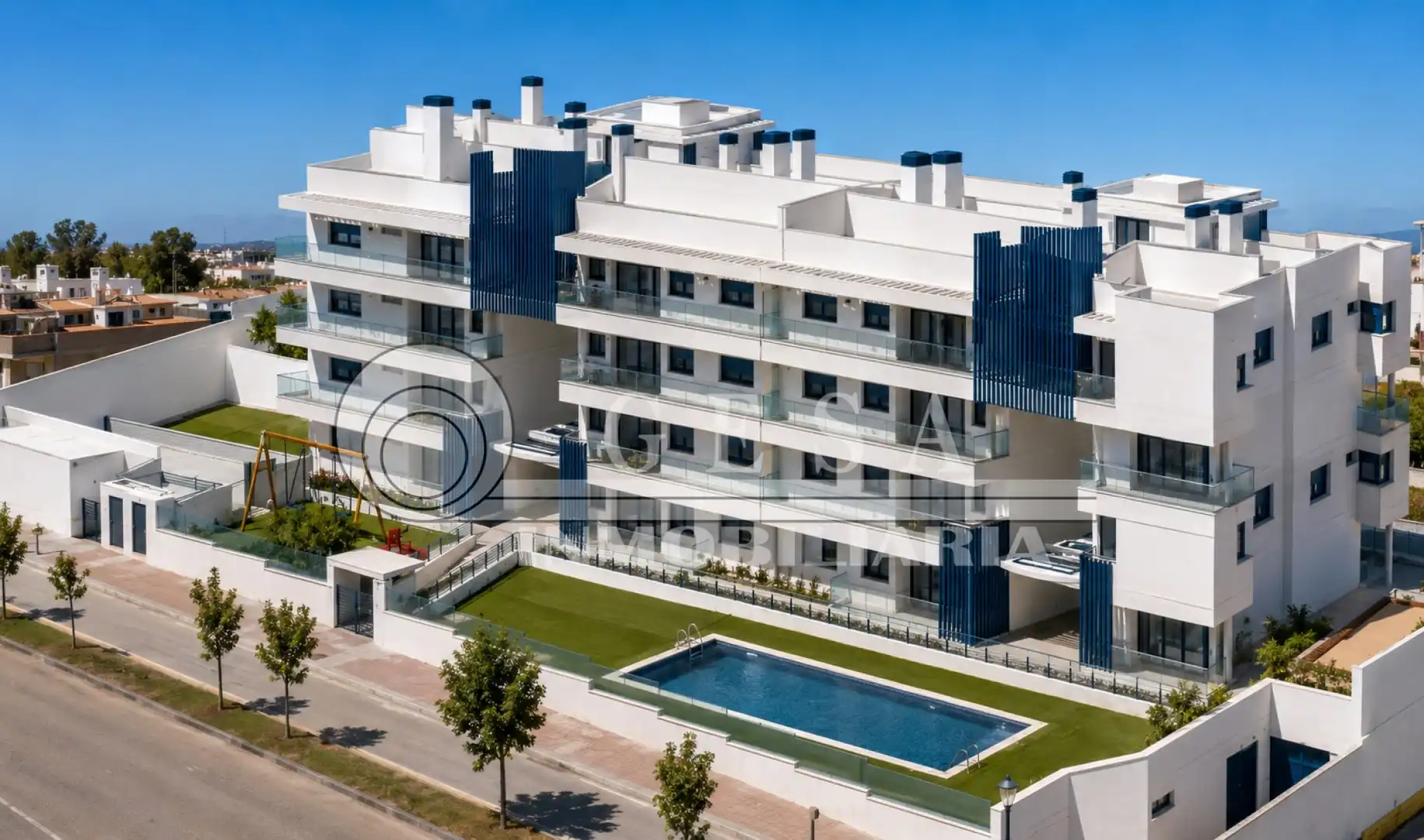 Pis amb piscina en venda a Urbanización Santa Rosa