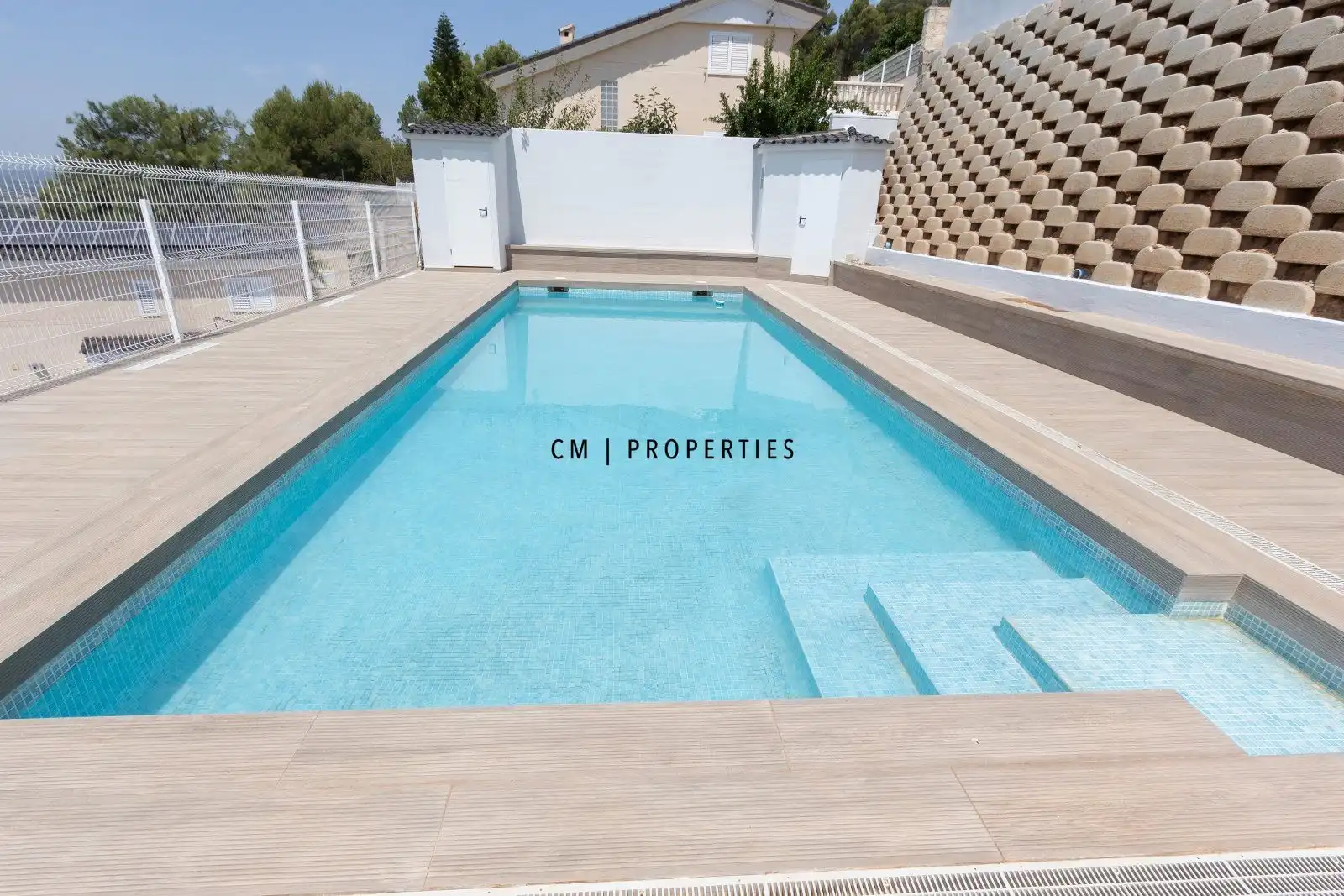 Piscina de Casa o xalet en venda en Torrent amb Aire condicionat, Calefacció i Terrassa