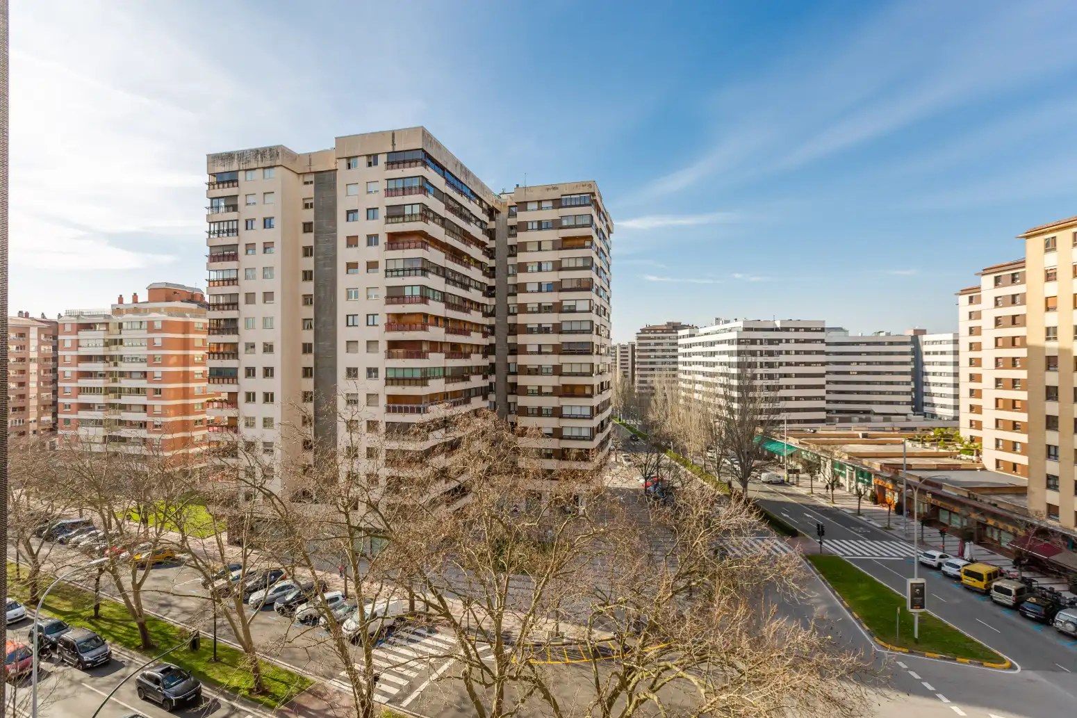 Vista exterior de Piso en venta en  Pamplona / Iruña con Calefacción, Parquet y Trastero