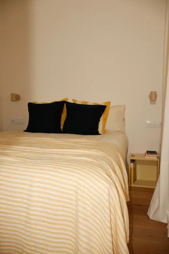 Dormitori de Apartament en venda en Madrid amb Aire condicionat, Calefacció i Moblat