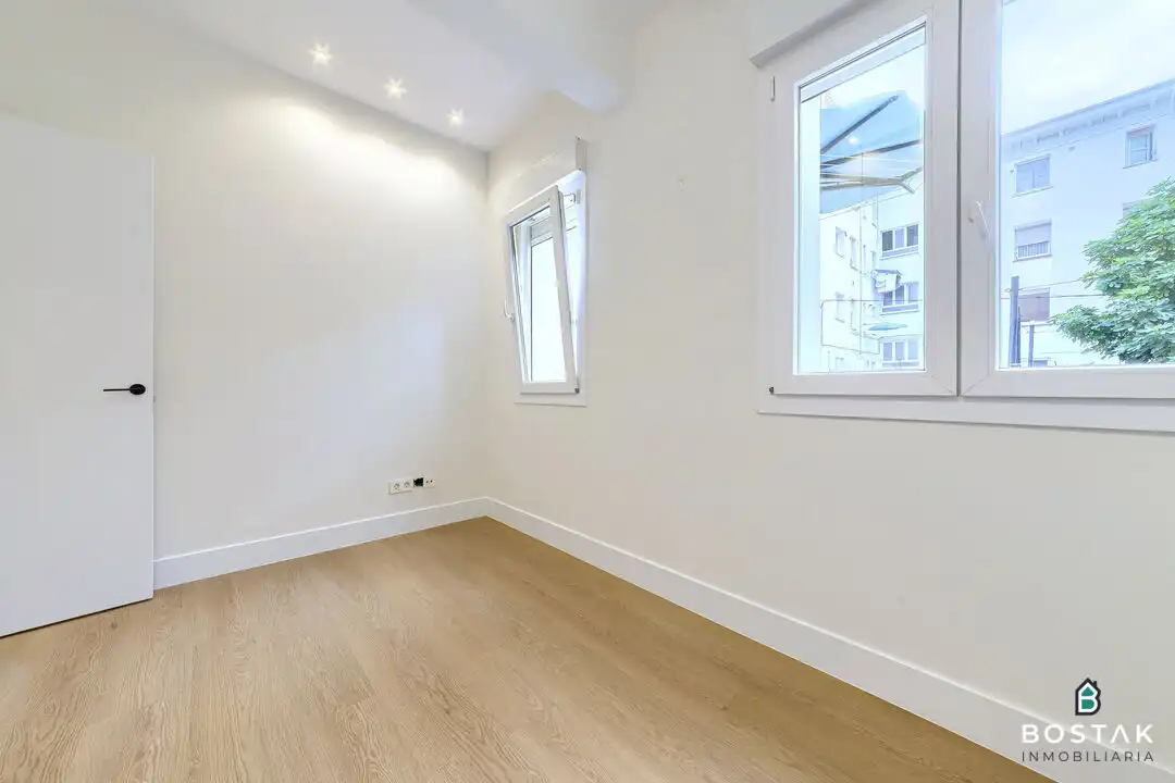 Bedroom of Flat for sale in Barakaldo   with Heating and Terrace