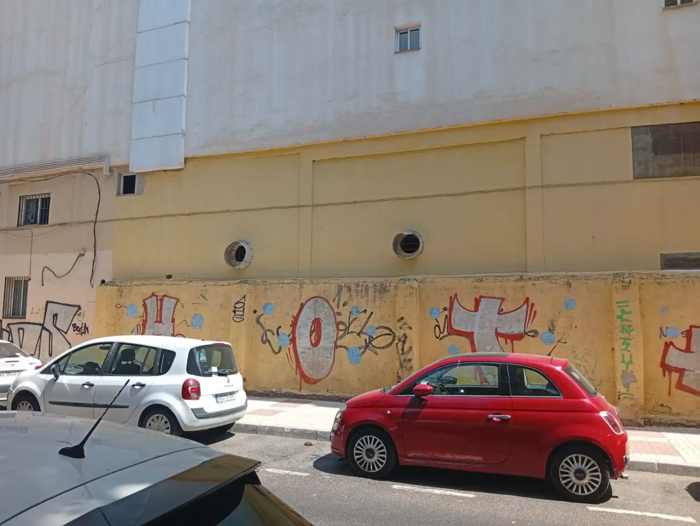Vista exterior de Local en venta en Málaga