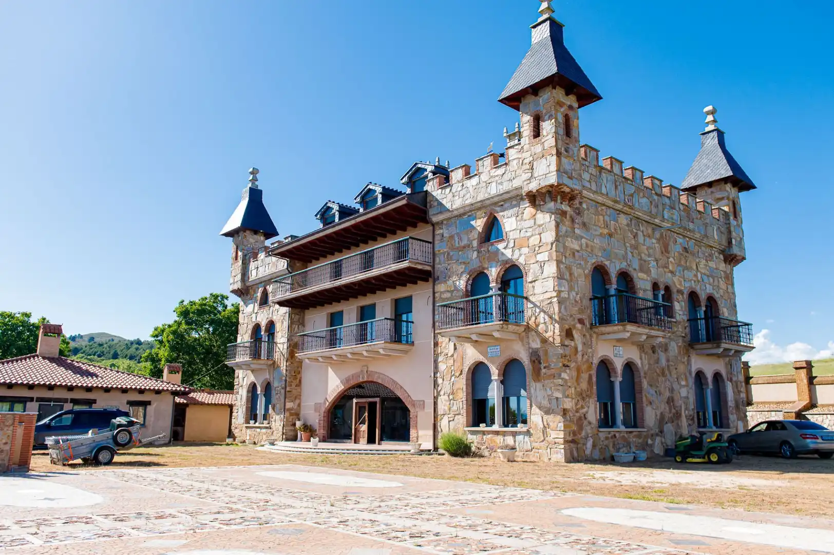 Vista exterior de Casa o chalet en venta en Quintana del Castillo con Calefacción, Jardín privado y Terraza