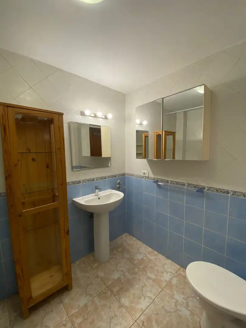 Baño de Piso de alquiler en Granadilla de Abona con Terraza, Trastero y Amueblado