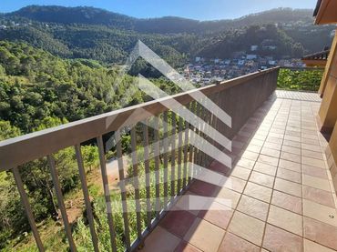 Casa con giardino in vendita a Avinguda dels Països Catalans