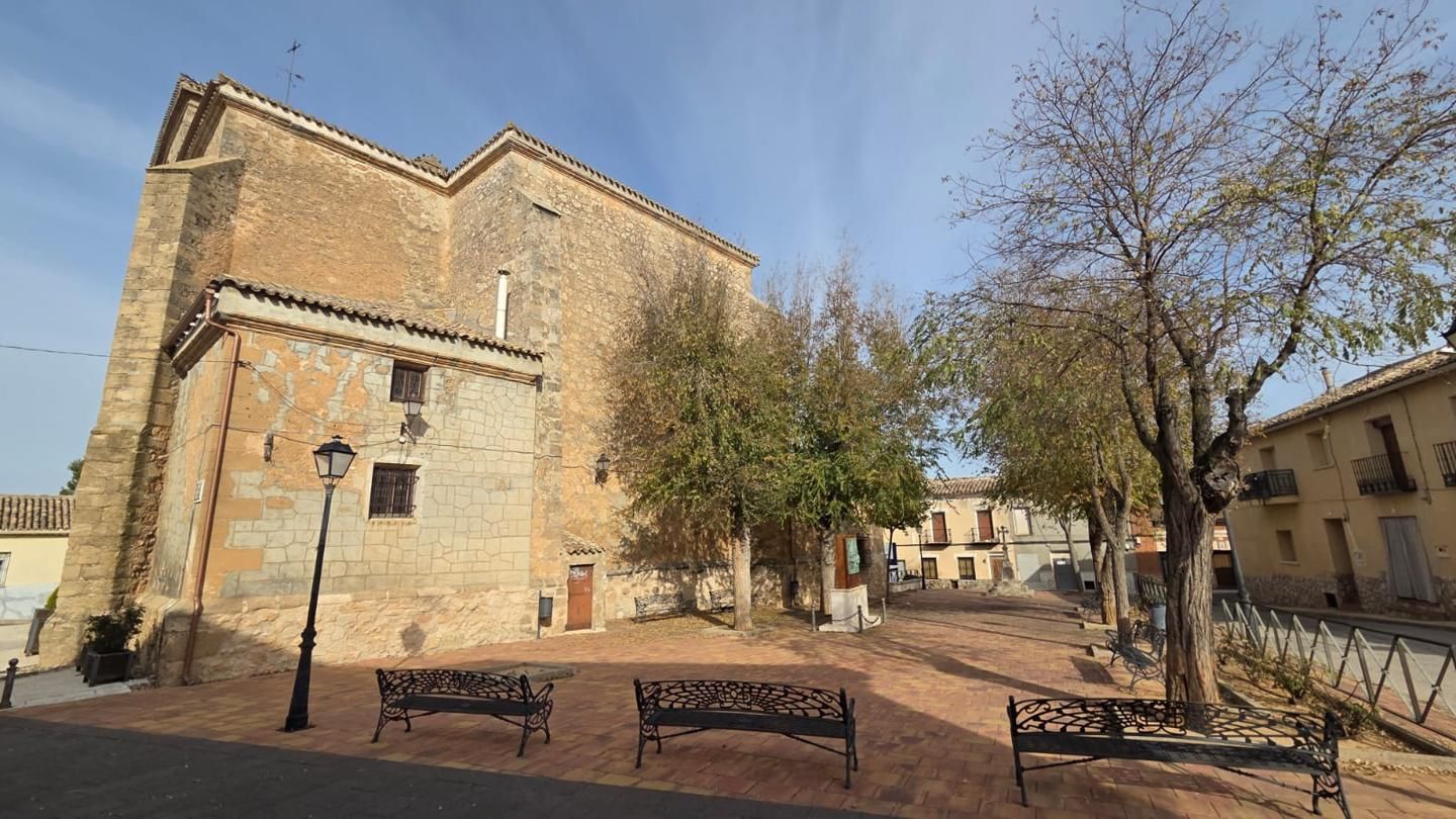 Exterior view of House or chalet for sale in Cabezamesada  with Storage room