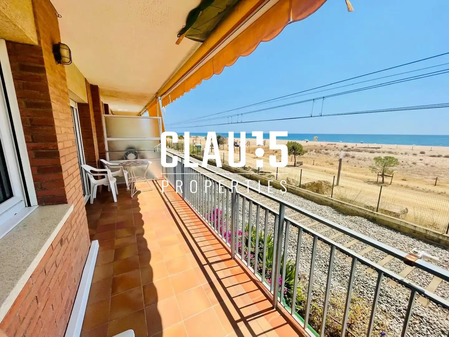 Exterior view of Flat for sale in Canet de Mar  with Heating, Balcony and Alarm