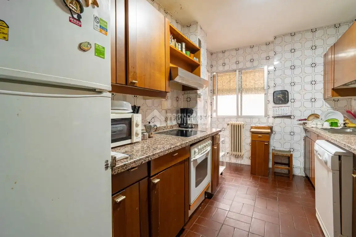 Küche von Wohnung zum Verkauf in Granada