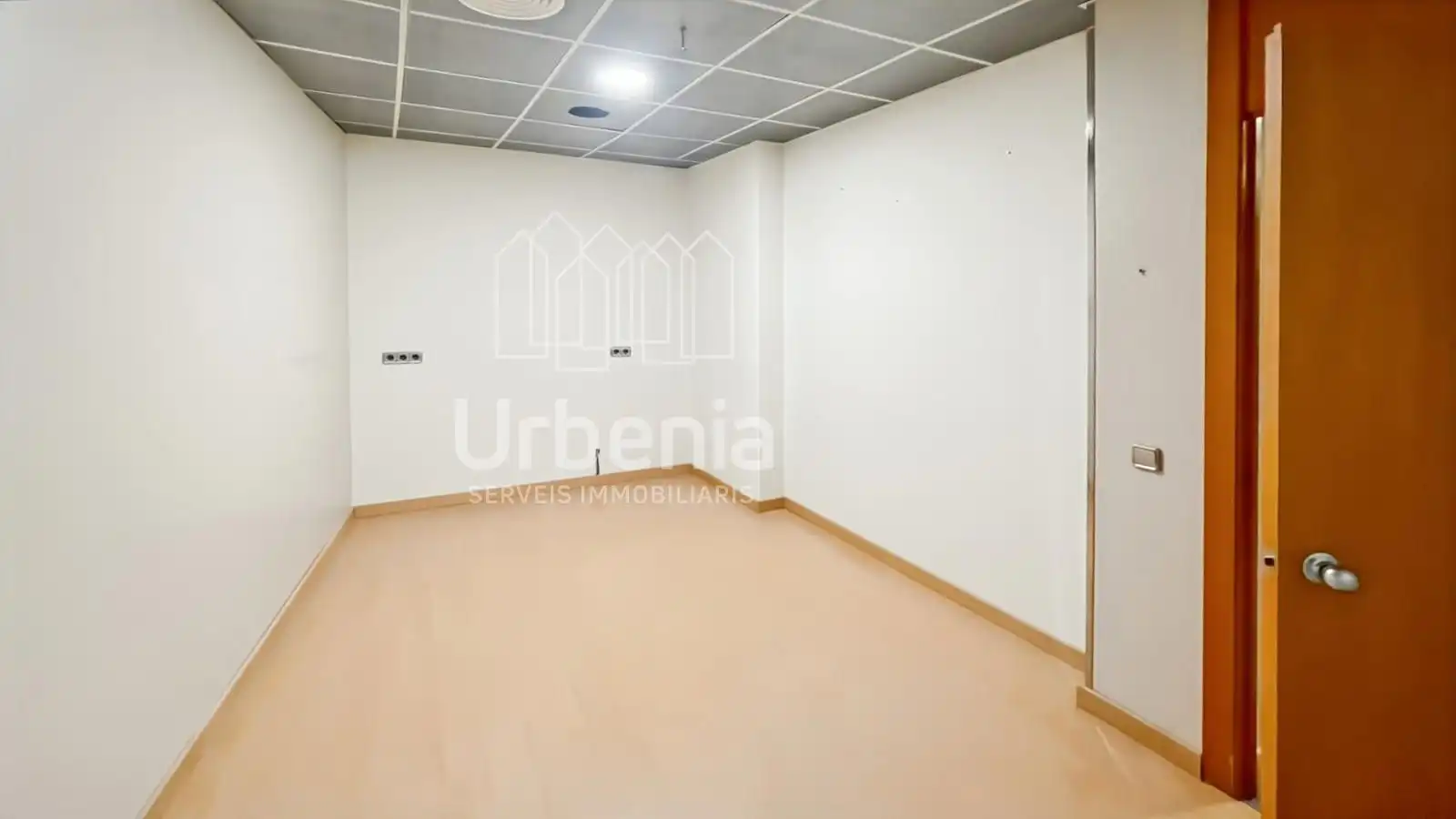 Local comercial de lloguer a Calella, imagen 13