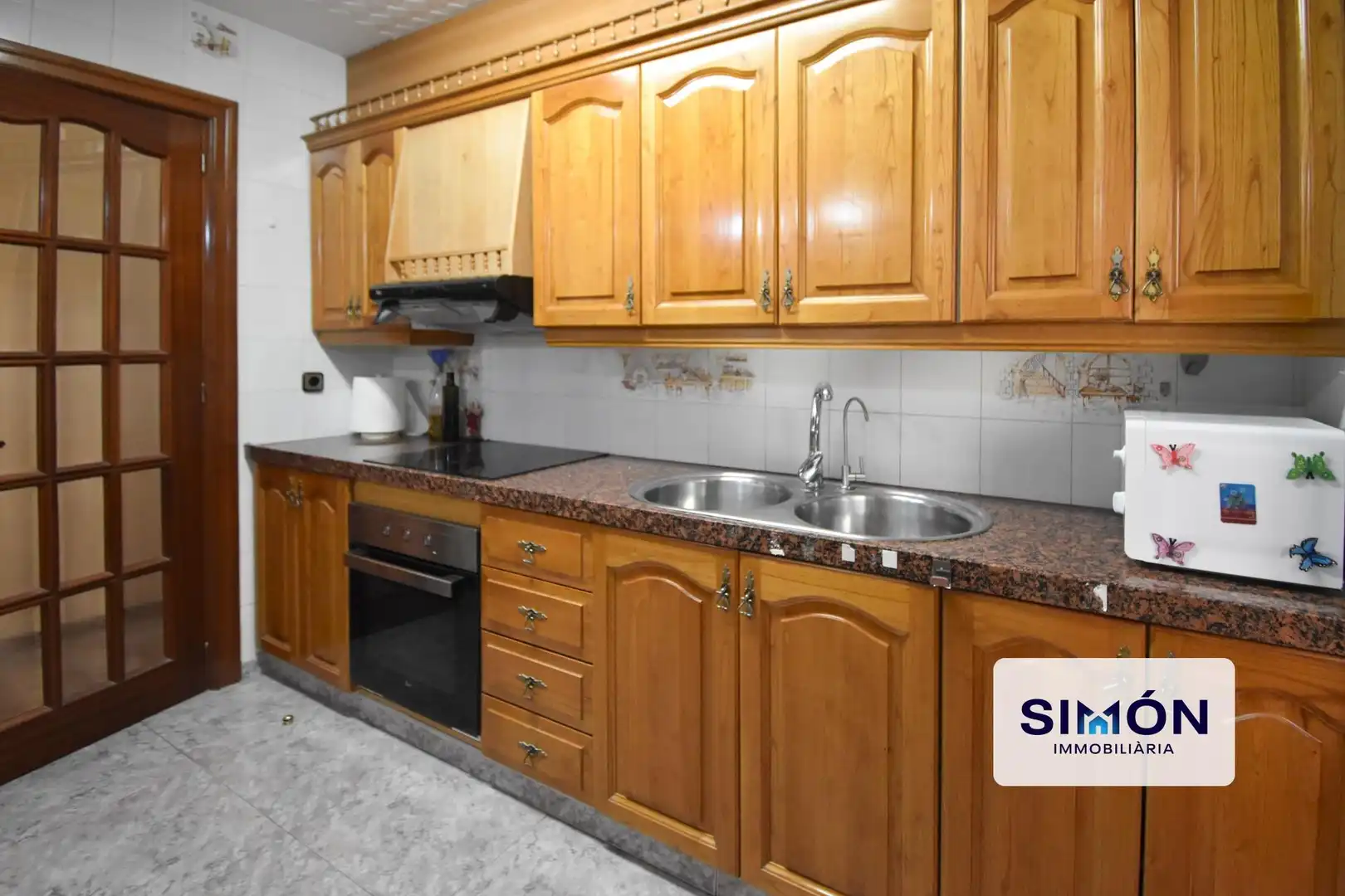 Kitchen of Flat for sale in Manresa  with Balcony