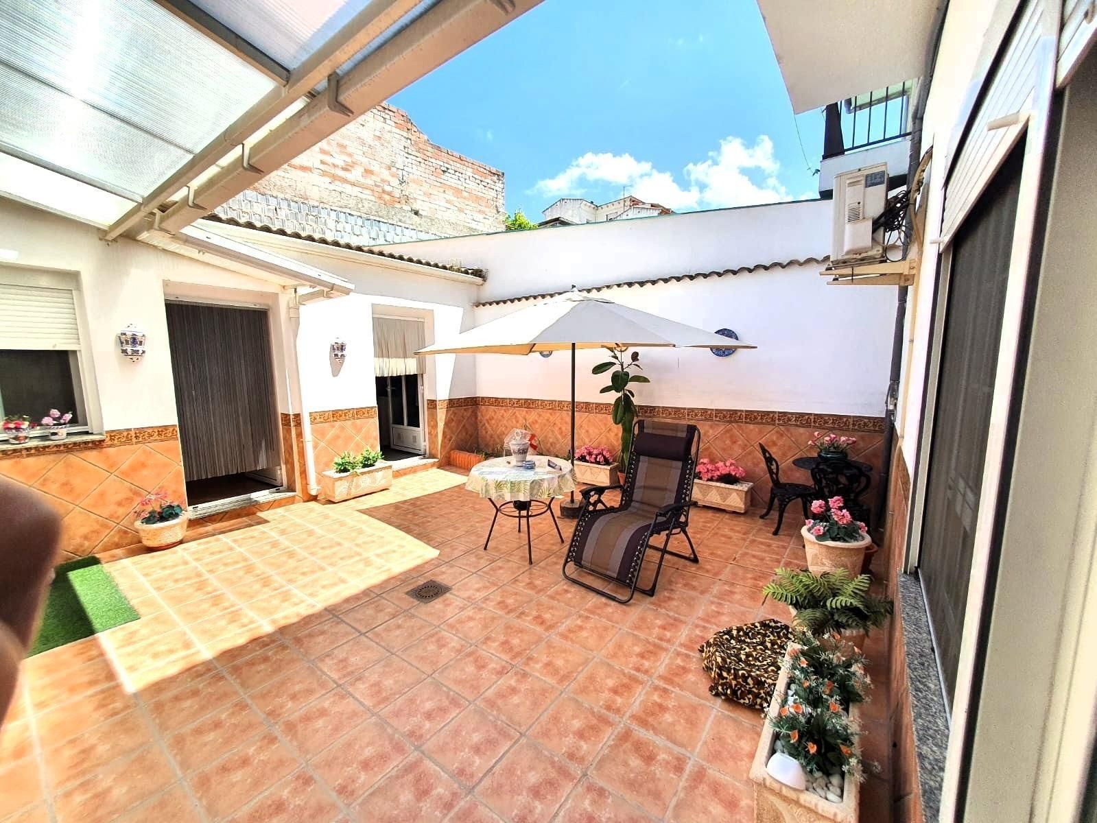 Terrassa de Casa o xalet en venda en Peal de Becerro amb Aire condicionat, Calefacció i Terrassa