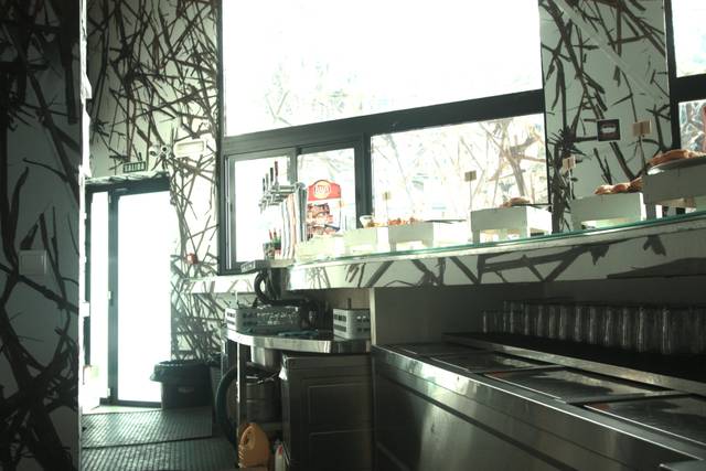 Local comercial en Alquiler en Ugao- Miraballes