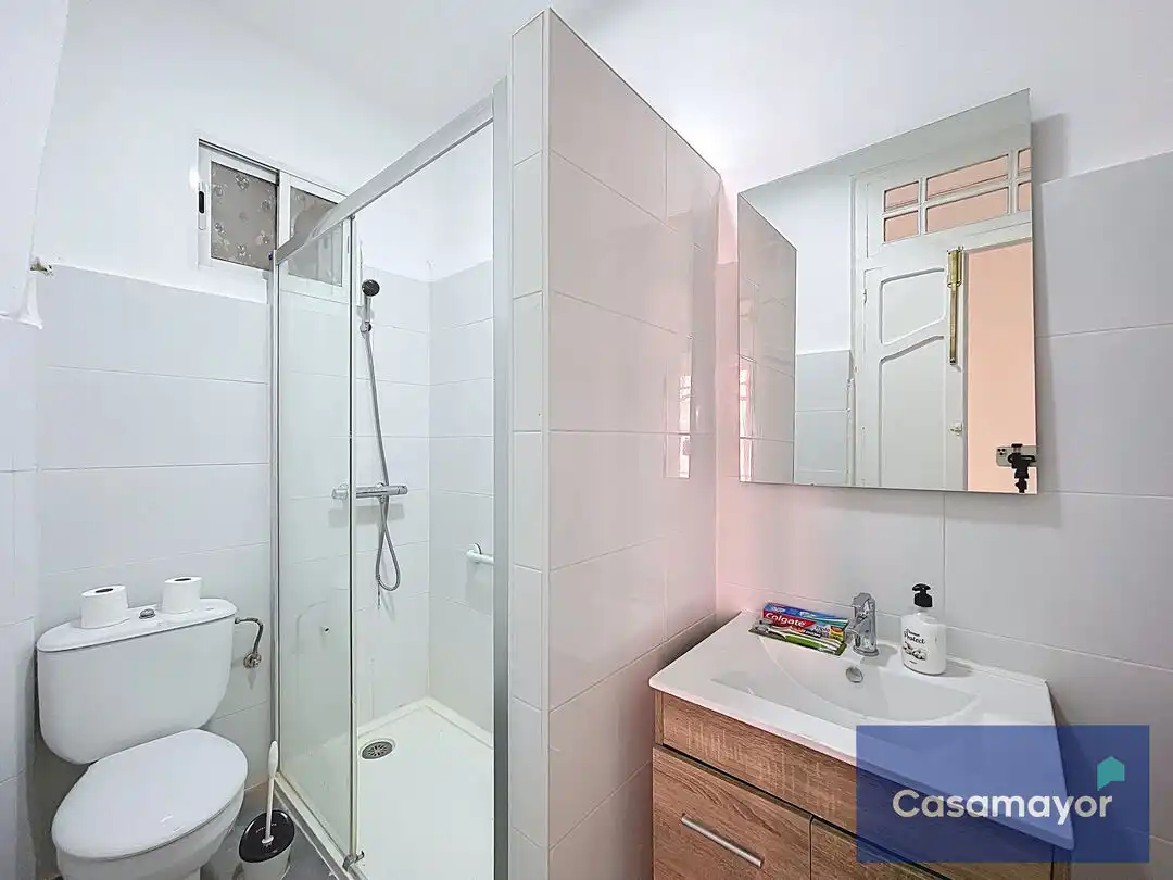 Bathroom of Office for rent in Alicante / Alacant