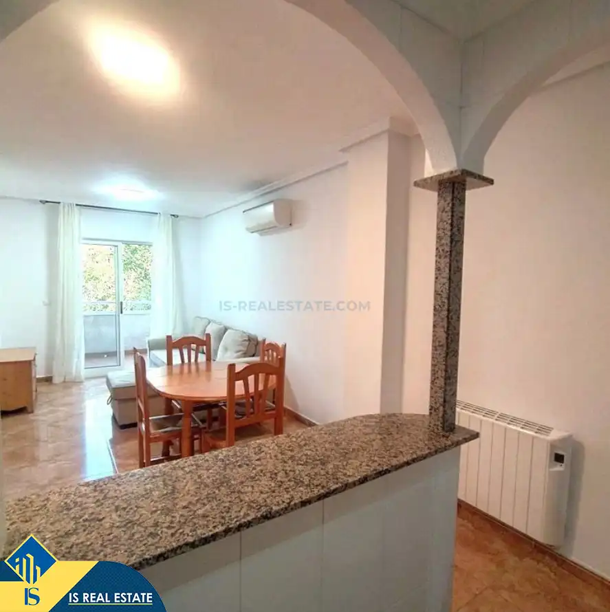 Apartament amb terrassa en venda a Centro, imagen 2