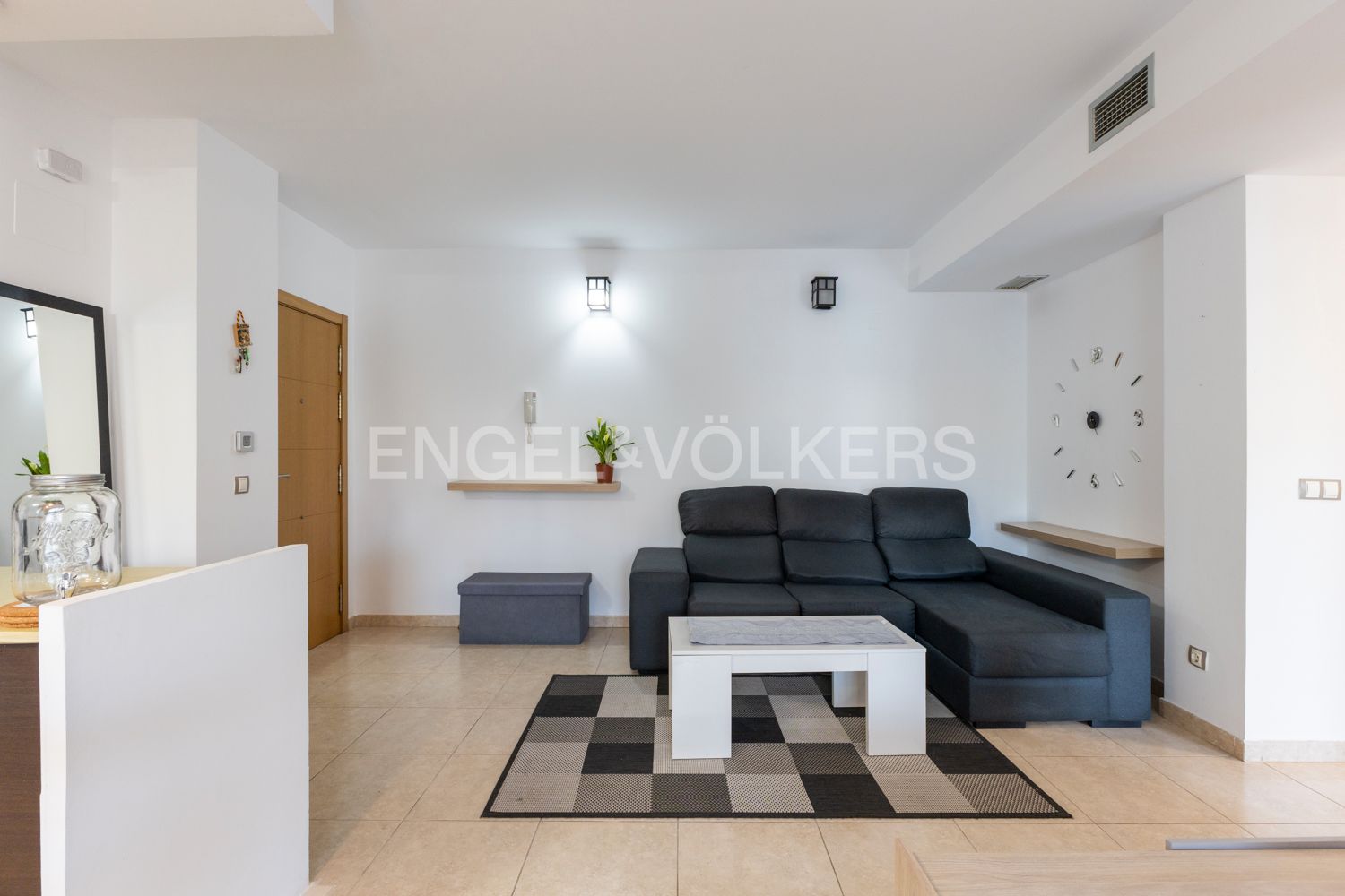 Sala d'estar de Apartament en venda en San Jorge / Sant Jordi amb Calefacció i Jardí privat