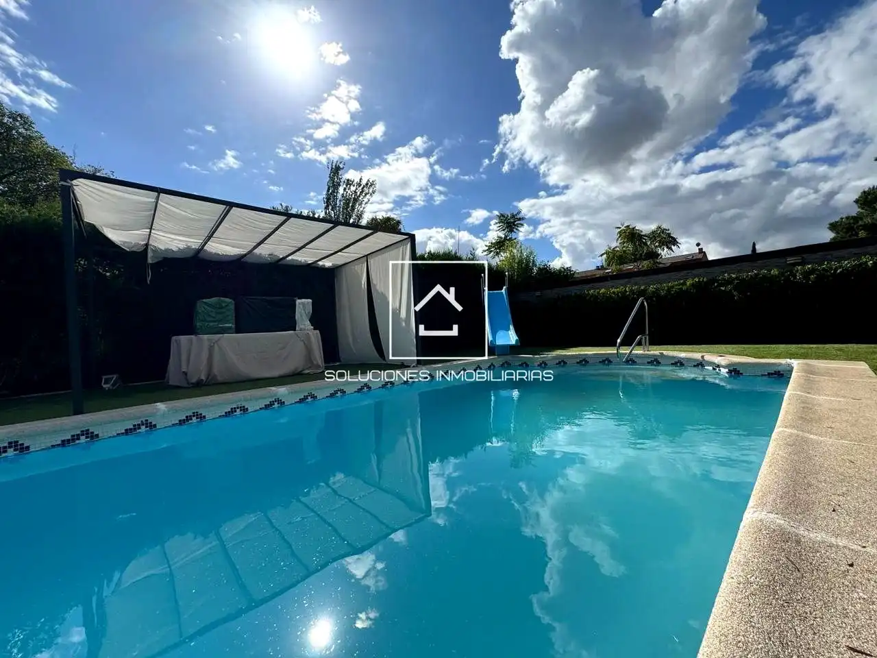 Piscina de Casa o chalet en venta en Rivas-Vaciamadrid con Aire acondicionado, Jardín privado y Terraza