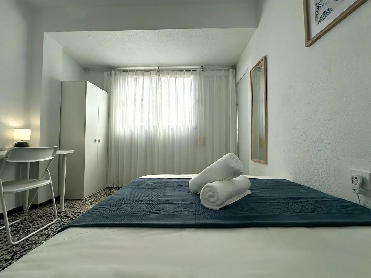 Habitación de Piso para compartir en Valencia con Calefacción, Amueblado y Lavadora