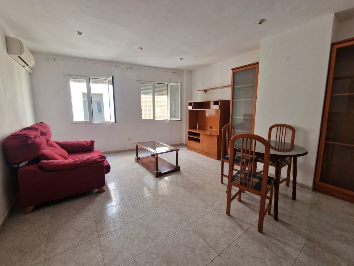Vista exterior de Piso de alquiler en Plasencia con Aire acondicionado