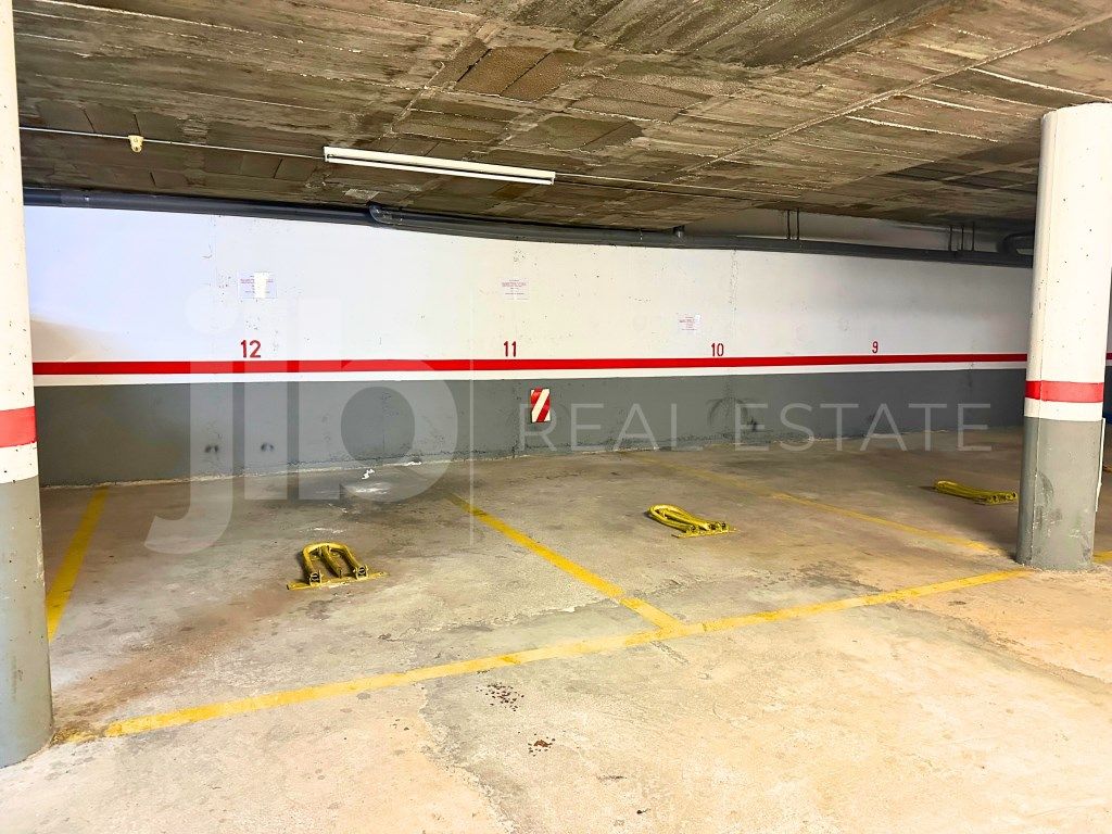 Aparcament de Garatge en venda en Sant Cugat del Vallès