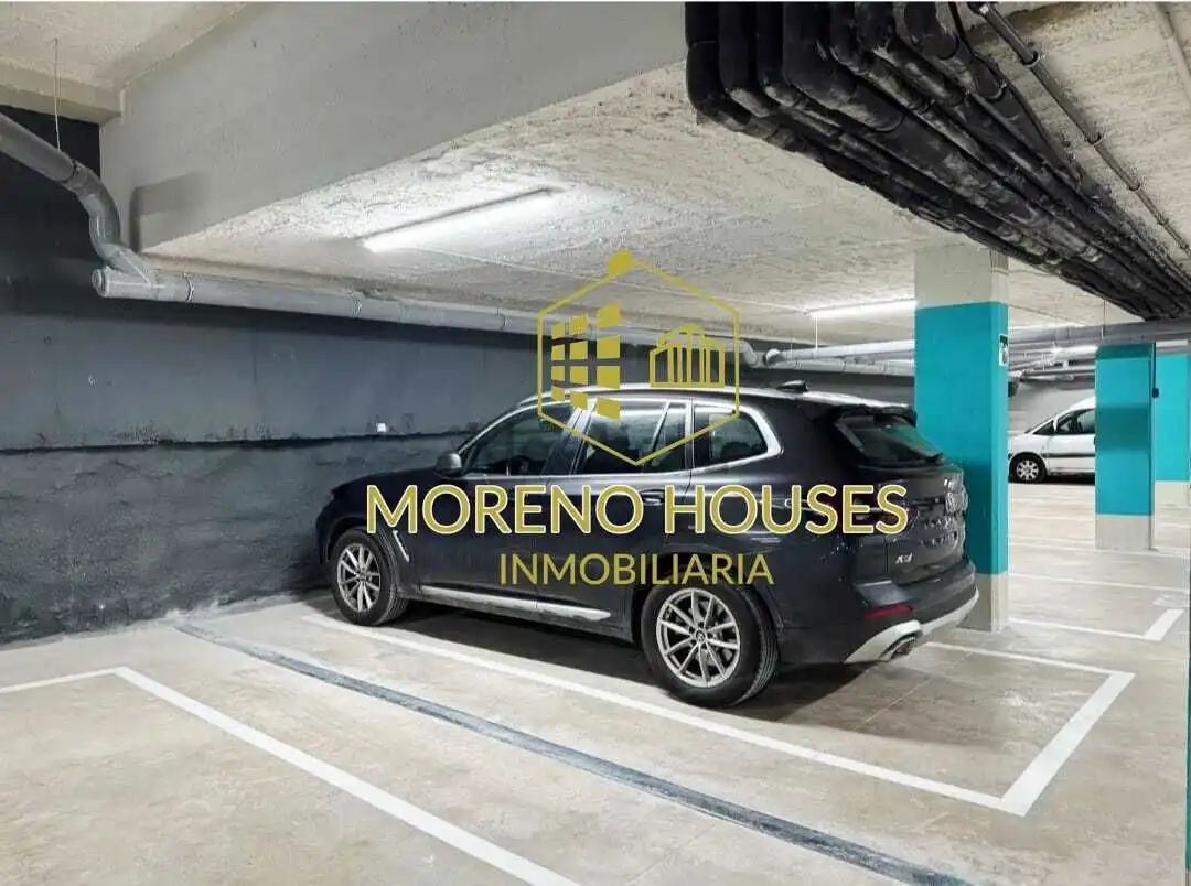 Parkplatz von Wohnungen zur Miete in Jávea / Xàbia mit Klimaanlage, Heizung und Privatgarten