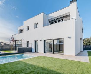 Außenansicht von Haus oder Chalet miete in Sant Gregori mit Klimaanlage, Heizung und Privatgarten