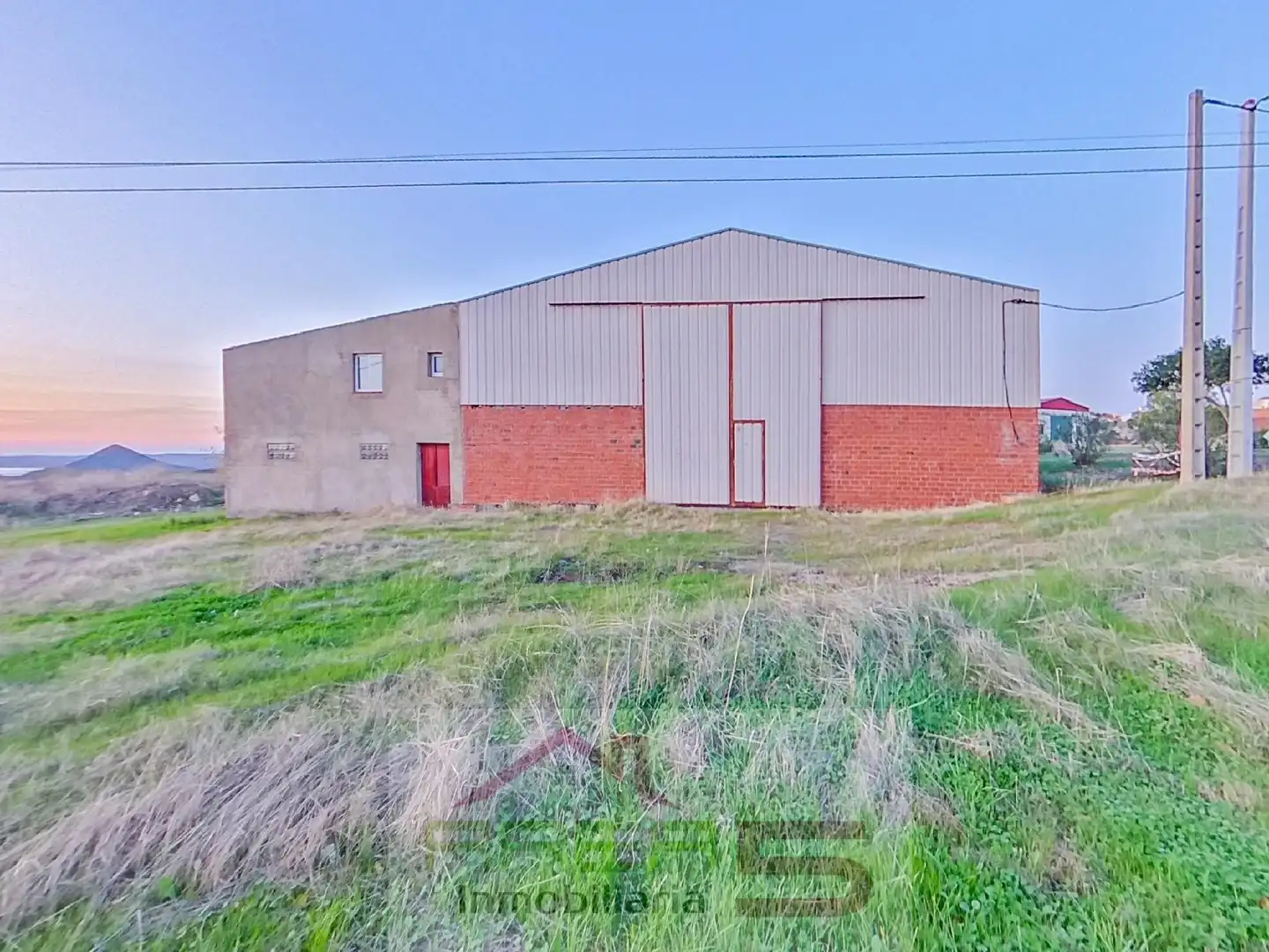 Exterior view of Industrial buildings for sale in Sancti-Spíritus (Badajoz)