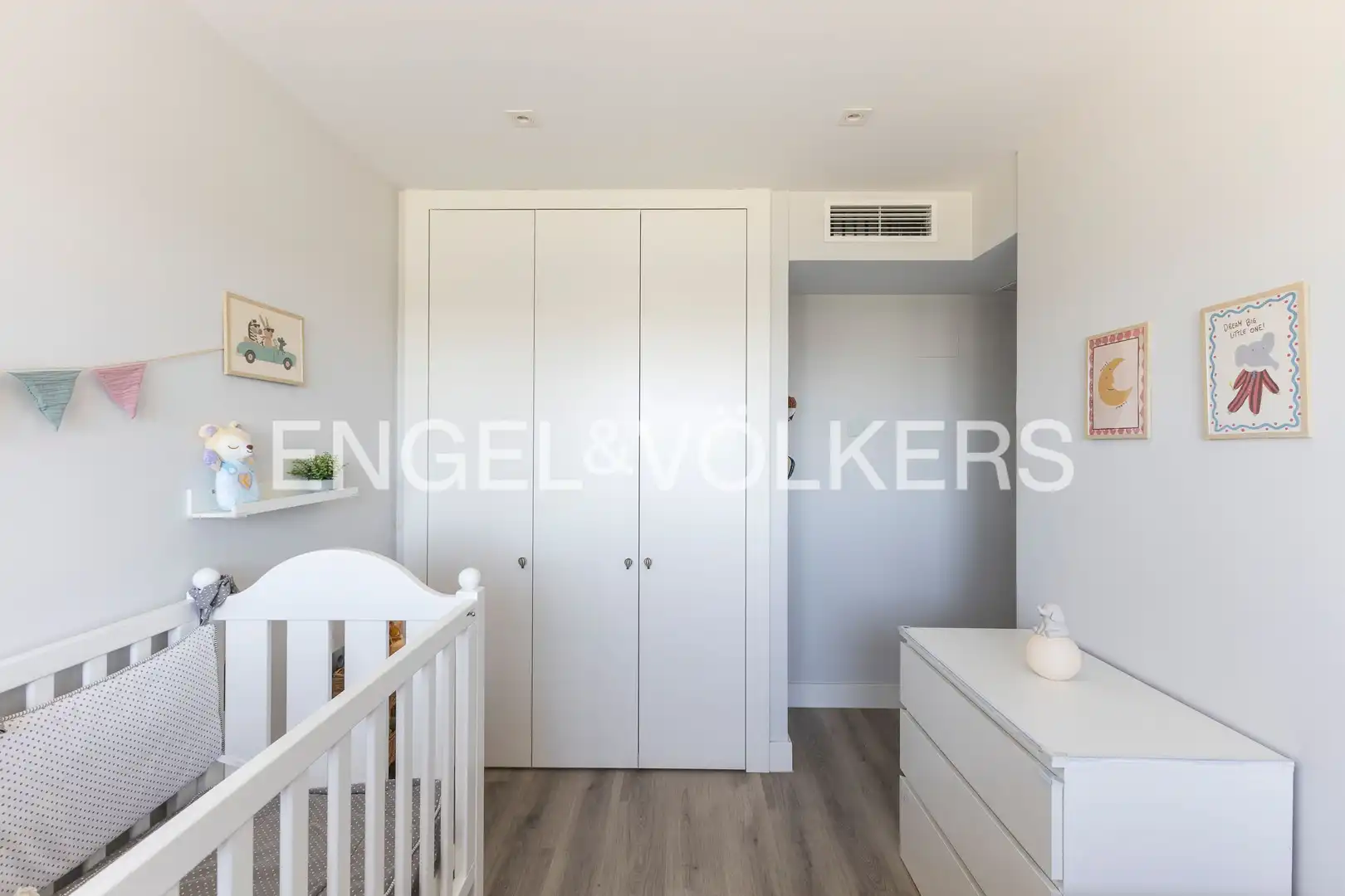 Habitación de Piso en venta en Madrid con Aire acondicionado, Calefacción y Terraza