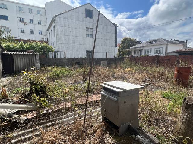 Terreno residencial en Venta en A Malata - Catabois - Ciudad Jardín