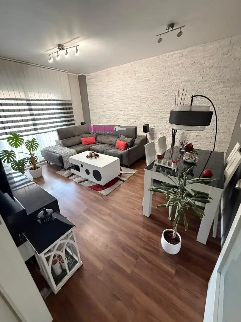 Sala de estar de Piso en venta en  Madrid Capital con Aire acondicionado, Terraza y Trastero