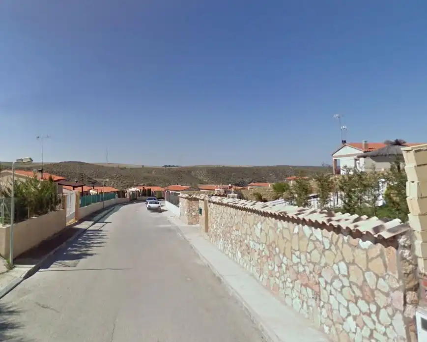 Casa en venta en Barajas de Melo, imagen 3