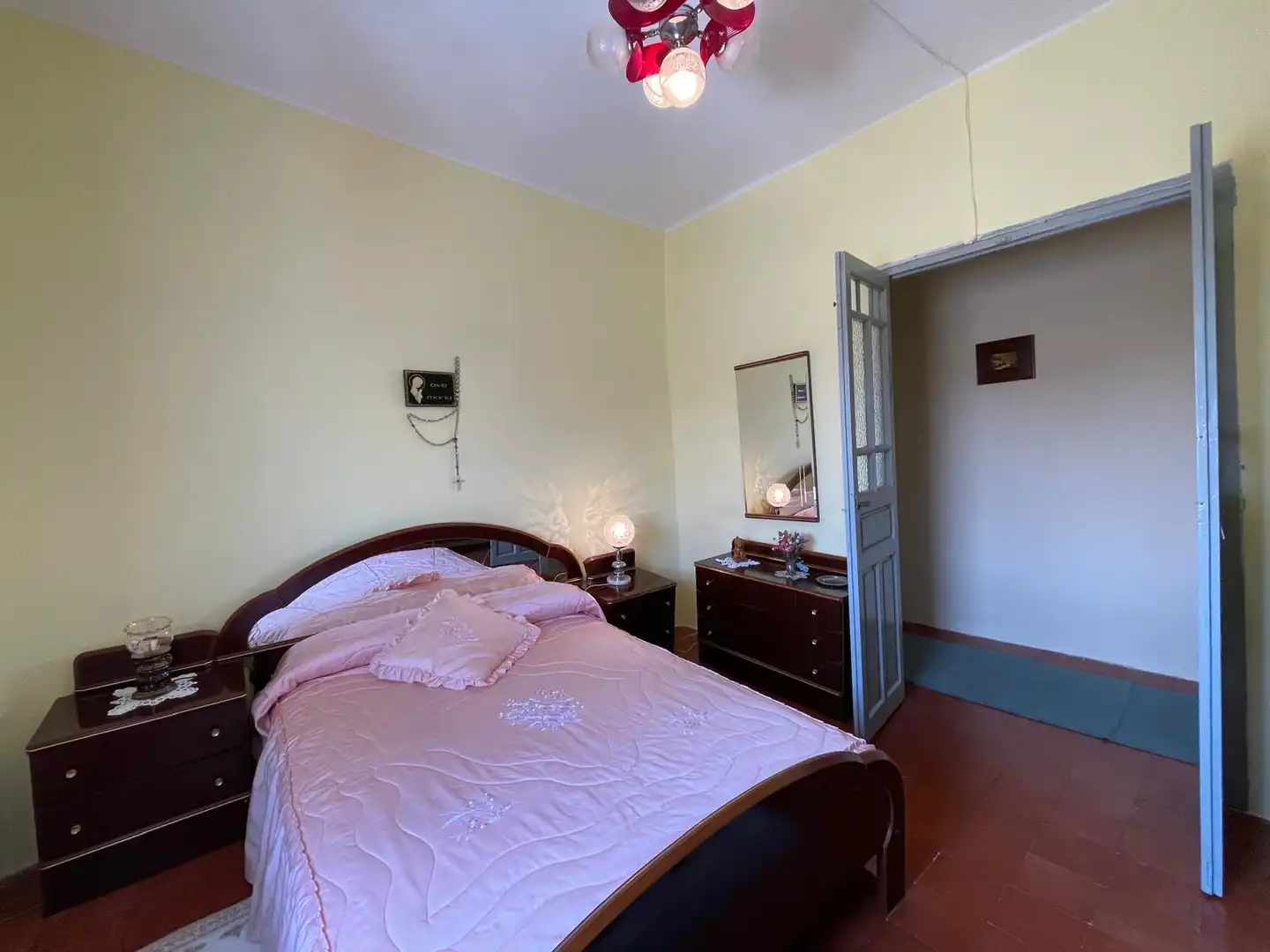 Dormitori de Finca rústica en venda en Palenzuela amb Moblat, Forn i Rentadora