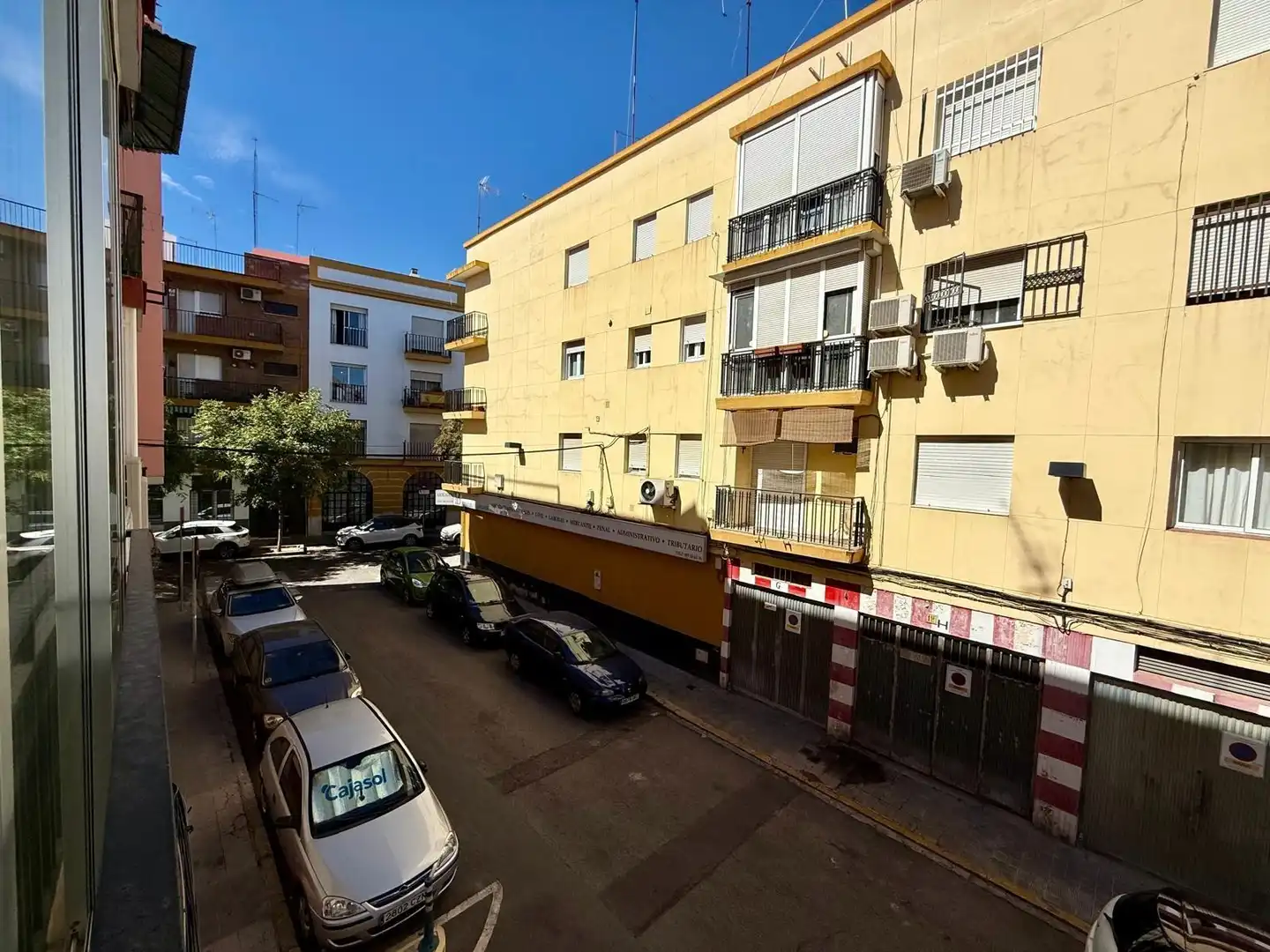 Flat for rent in Calle de Fernán Sánchez de Tovar, Cruz Roja