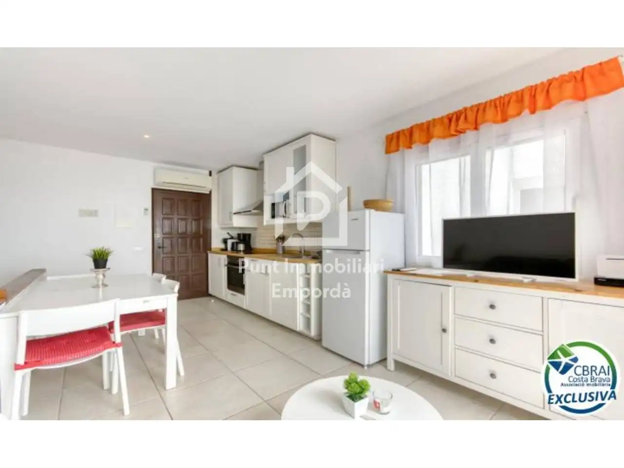 Vista exterior de Apartament en venda en Roses amb Aire condicionat, Calefacció i Terrassa
