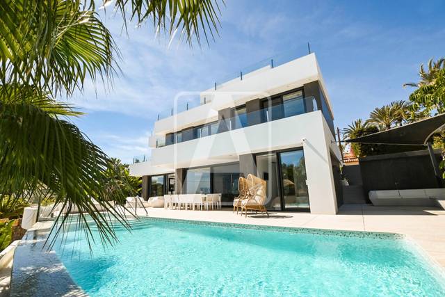 Casa-chalet en Venta en Manzanera - Tosal