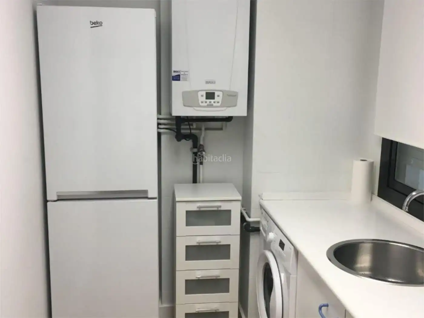 Flat with lift to rent in Calle Fernando Vela 10, imagen 4