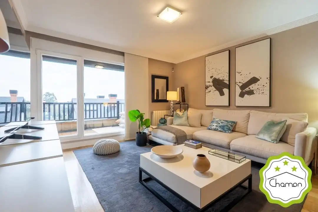 Sala de estar de Casa adosada en venta en Bilbao  con Calefacción, Jardín privado y Terraza