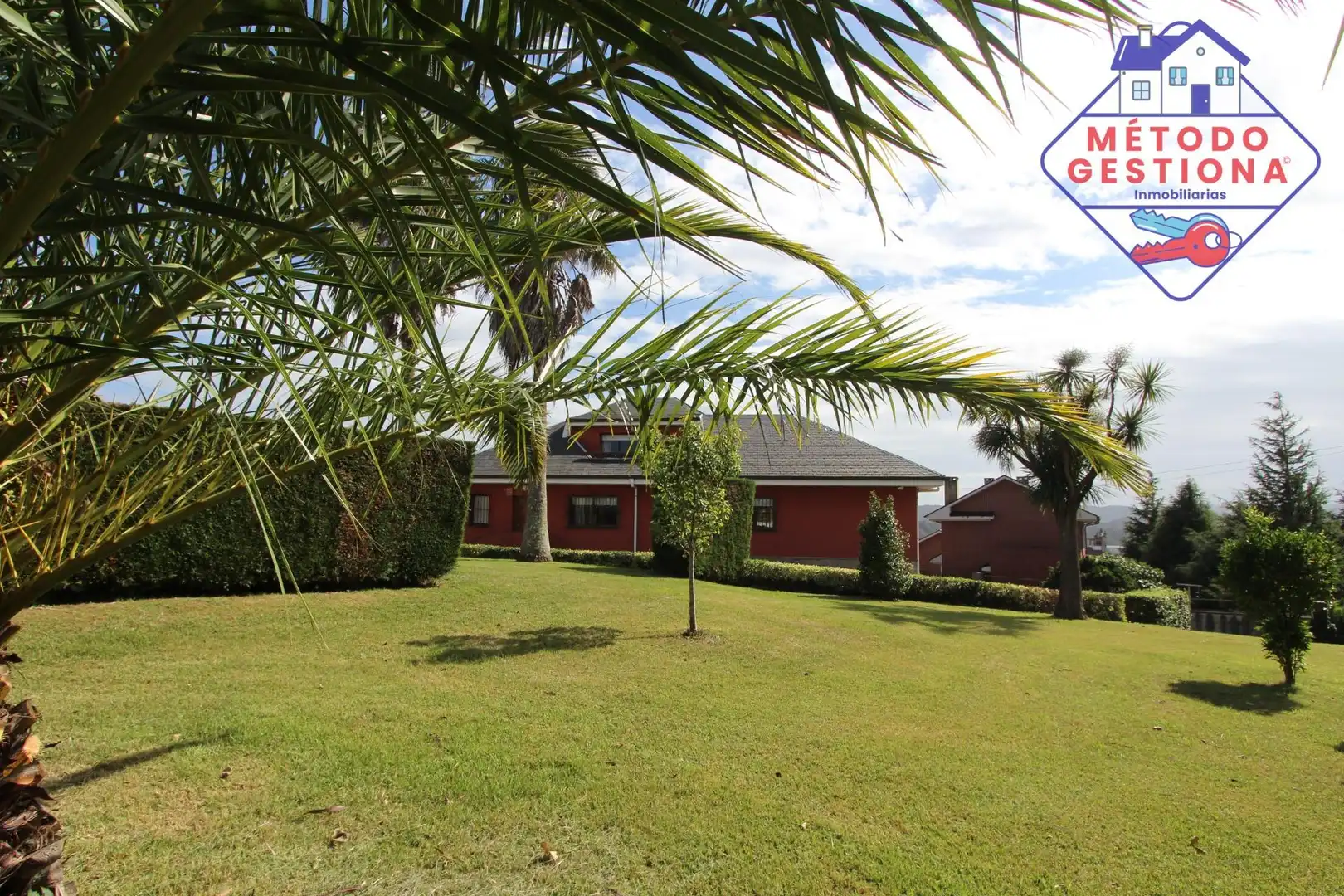 Vista exterior de Casa o chalet en venta en Camargo con Jardín privado y Piscina