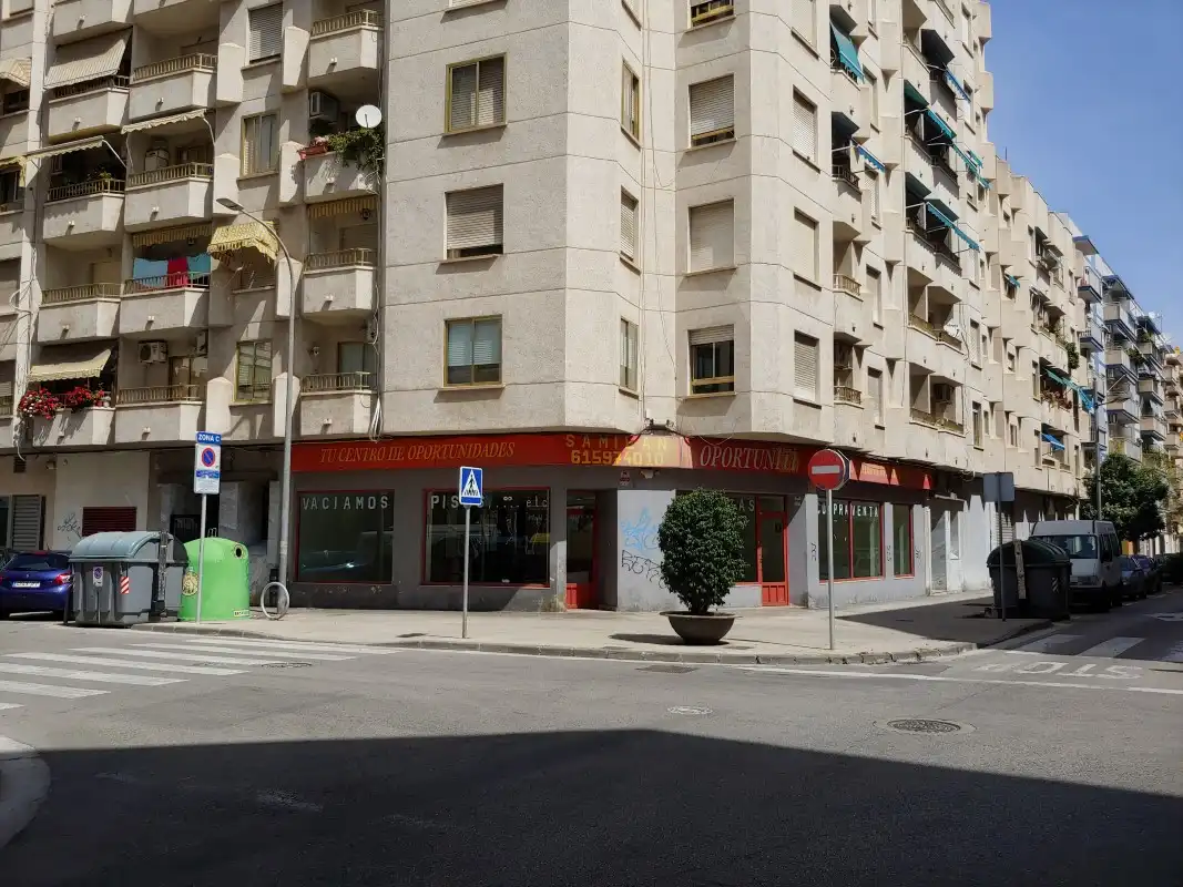 Gewerbefläche zur Miete in Carrer de Plus Ultra, imagen 10
