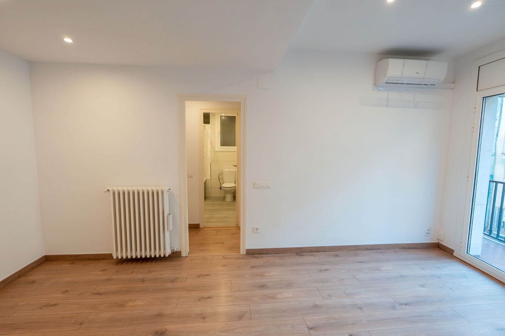 Flat to rent in  Barcelona Capital  with Heating, Parquet flooring and Oven