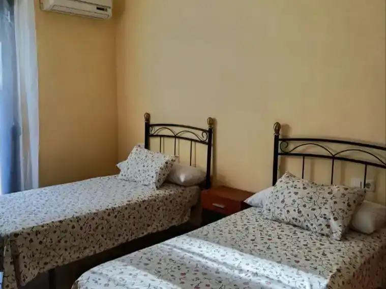 Habitación de Piso en venta en Campofrío con Aire acondicionado, Amueblado y Balcón