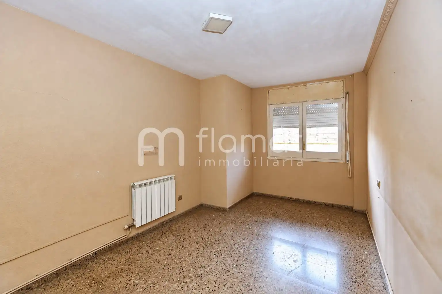 Schlafzimmer von Wohnung zum Verkauf in Centre