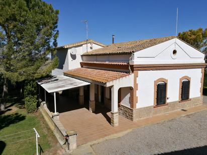 Vista exterior de Casa o xalet en venda en Bellvís amb Terrassa