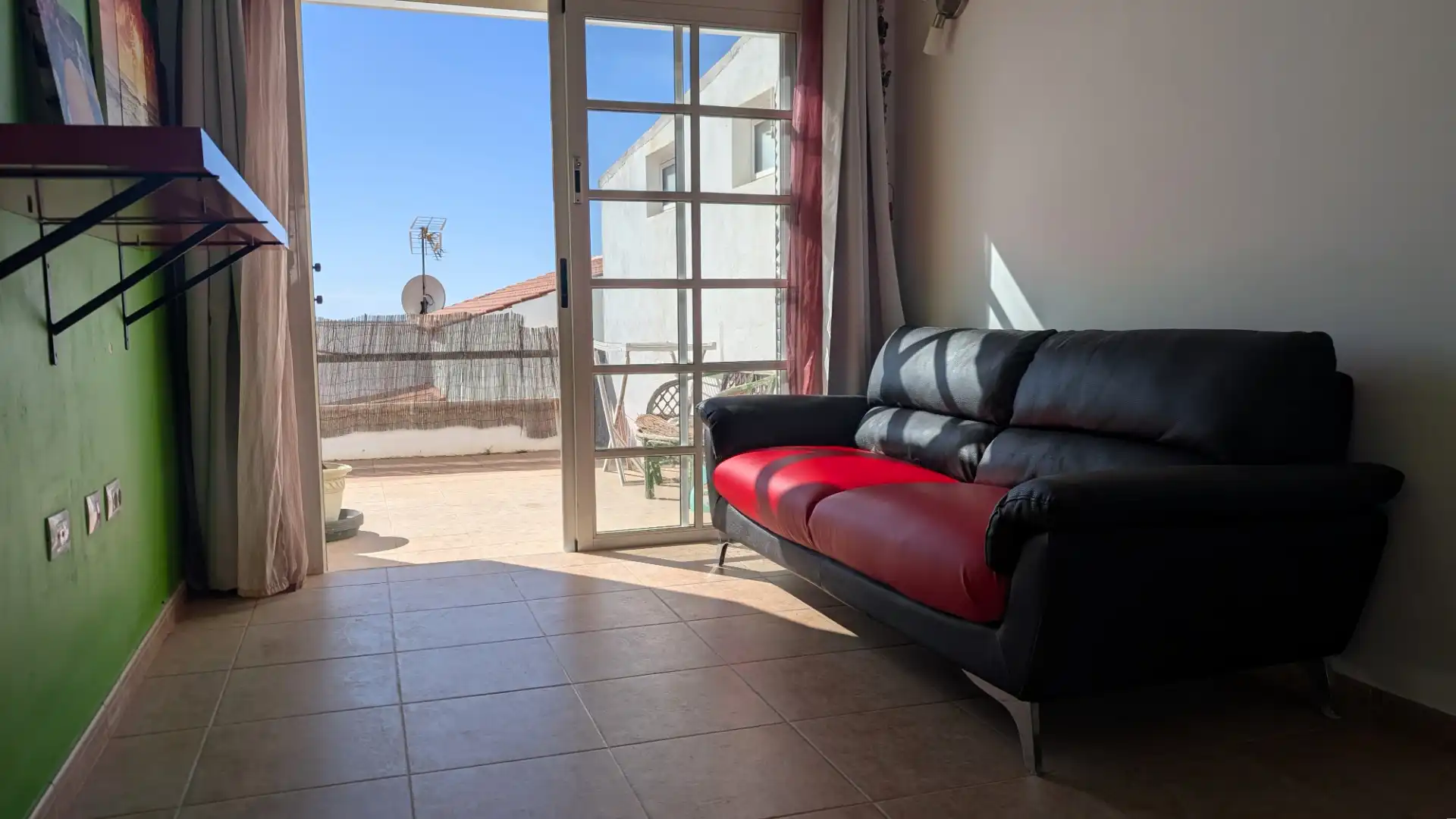 Living room of Houses for sale in Antigua  with Terrace, Storage room and Balcony